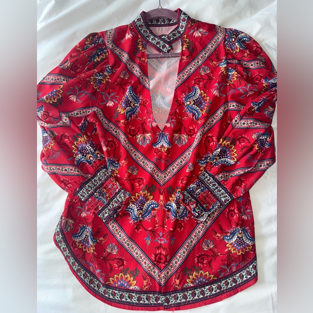 Beautiful blouse - Picture 4 of 5